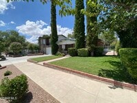 Building Photo - 405 E Robinson Ave