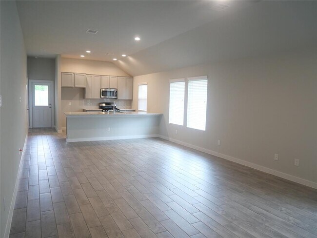 Building Photo - 2722 Oakleaf Ash Ln