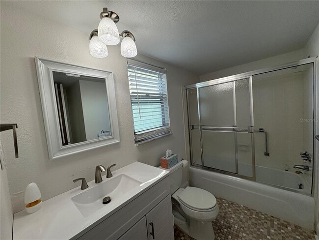 Building Photo - 464 N Paula Dr