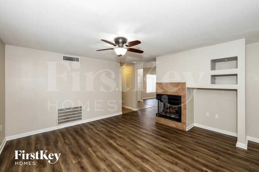 Building Photo - 2145 Hookcross Cir