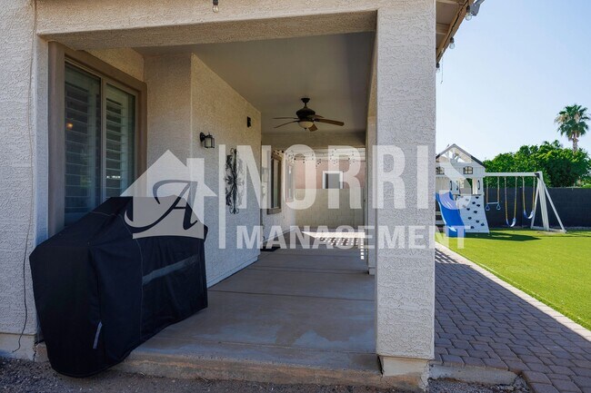 Building Photo - Beautiful Two-Story Home Located in Missio...