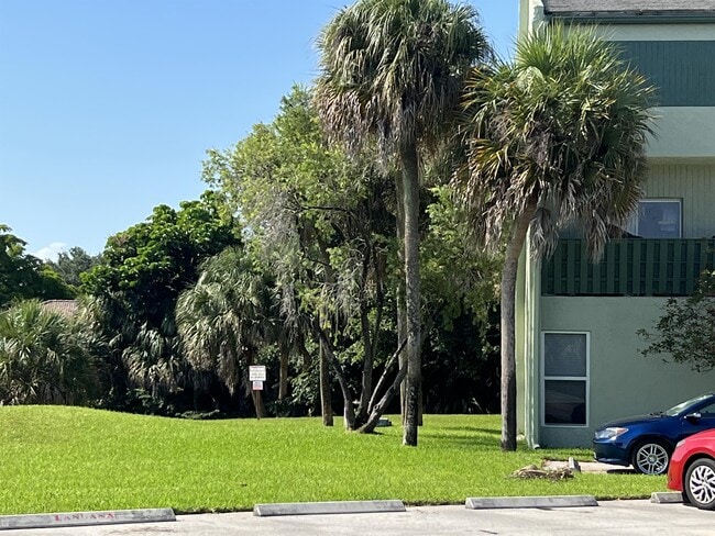 Building Photo - 8911B NW 28th Dr