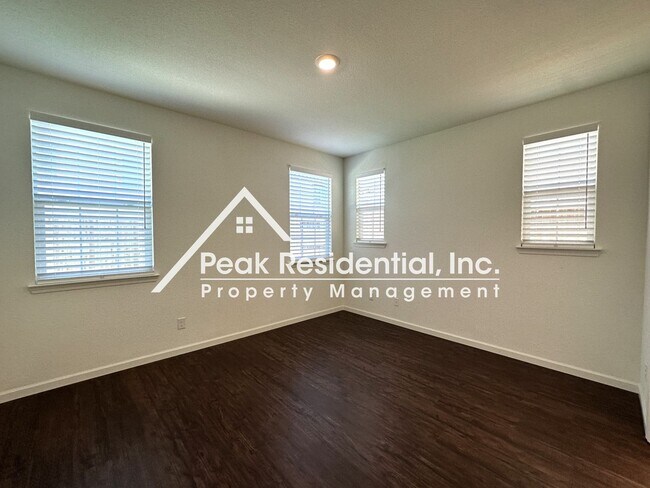 Building Photo - Brand New 3bd/2ba Folsom Home-Must See!