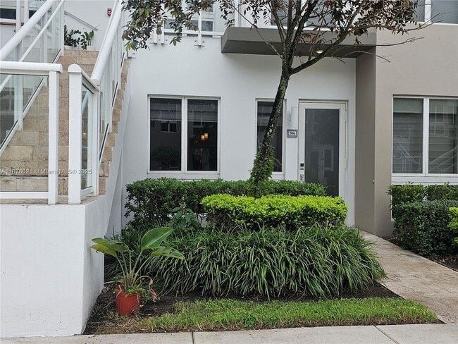 Building Photo - 10260 NW 63rd Terrace