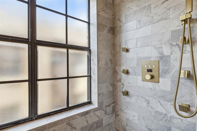 Building Photo - 4111 Herschel Ave