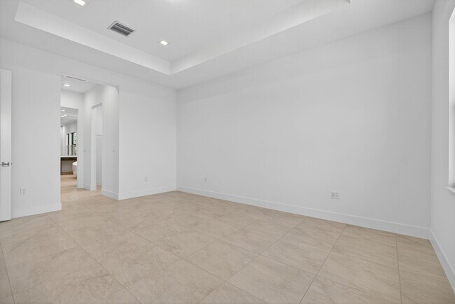 Building Photo - 13211 Feathering Wy