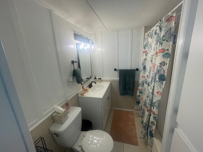 Building Photo - 6909 Marlin Ln