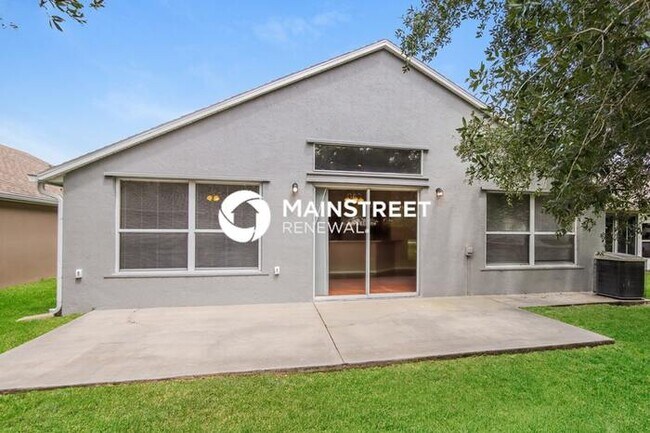 Building Photo - 3 Bedroom Pet-Friendly Home in MELBOURNE, FL with Main Street Renewal