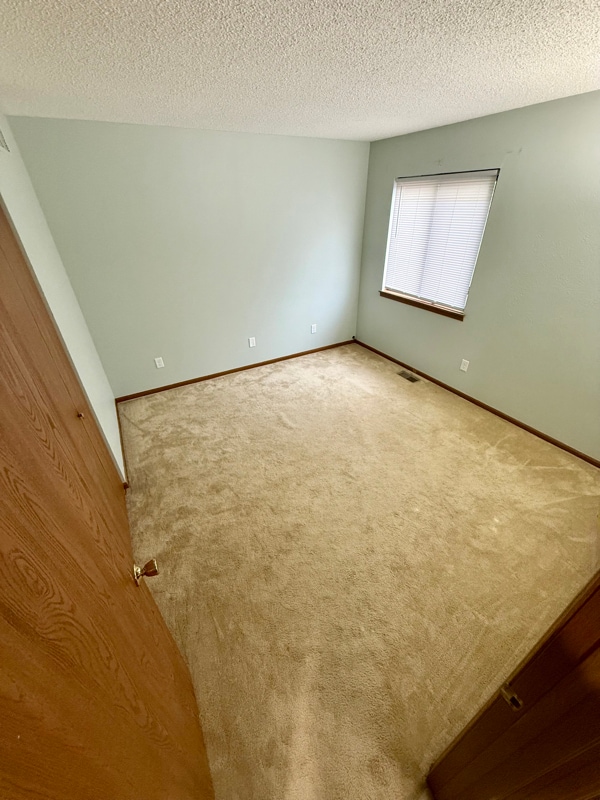 Building Photo - 2759 Pin Oak Dr