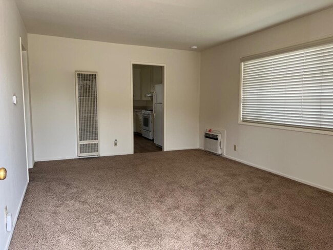 Building Photo - 1301 19th Ave