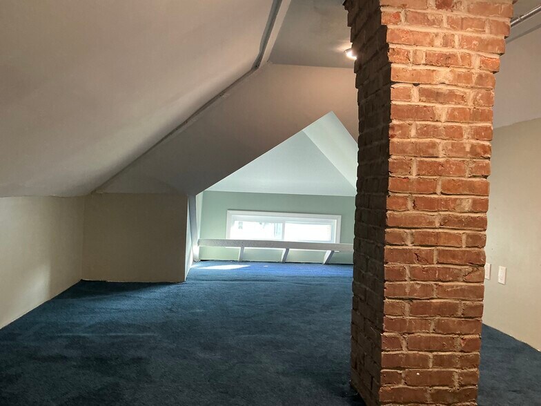 Building Photo - 35 West St