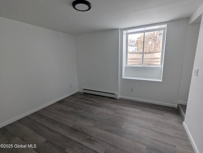 Building Photo - 153 4th Ave