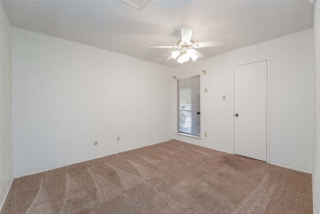 Building Photo - 3803 Cypressdale Dr