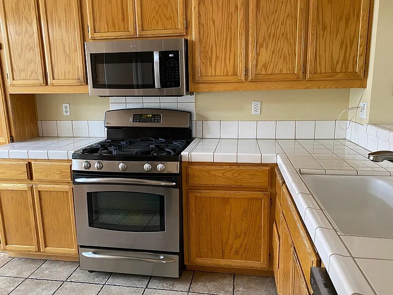 Building Photo - 3586 Fitzsimmons Cmn