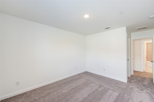 Building Photo - 11914 Carvalho Dr