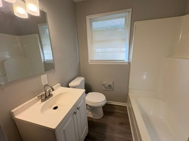 Building Photo - 3674 Windemere Dr