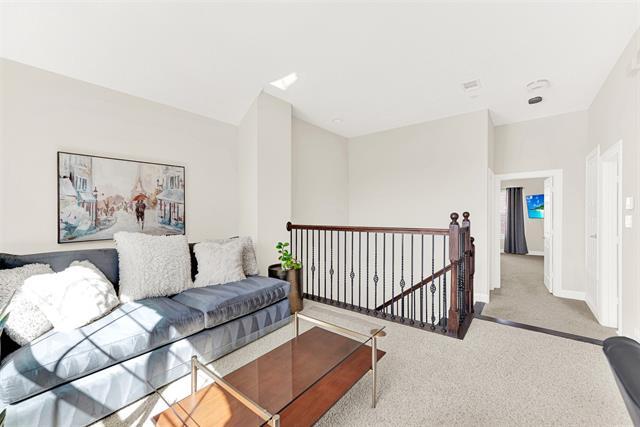 Building Photo - 4697 Edith St