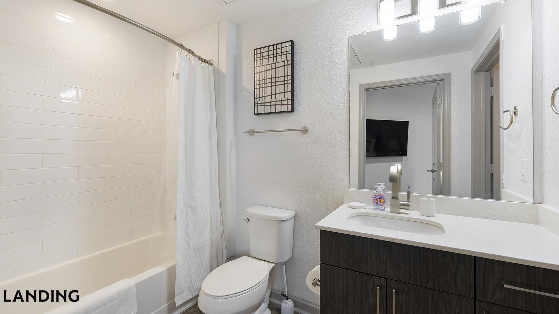 Building Photo - 1001 S Center St