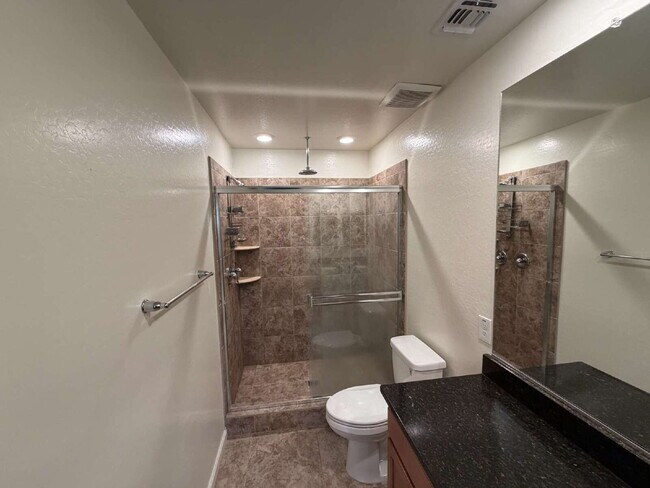 Building Photo - 932 Hot Springs Trail