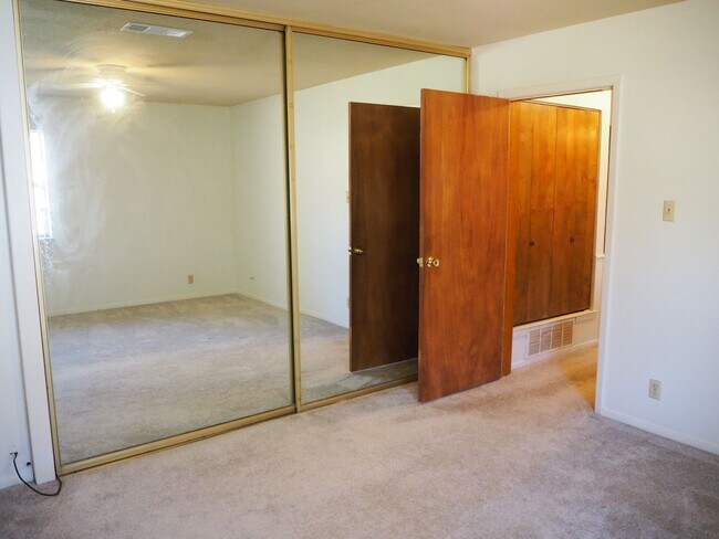 Building Photo - 118 Perkins Rd