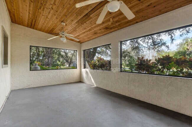 Building Photo - 5376 Majestic Island Cir