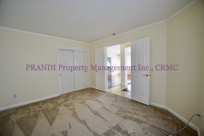 Building Photo - Modern Ranch Style Home on Corner Lot with Large Backyard