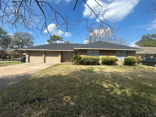 Building Photo - 7703 Wynlea St