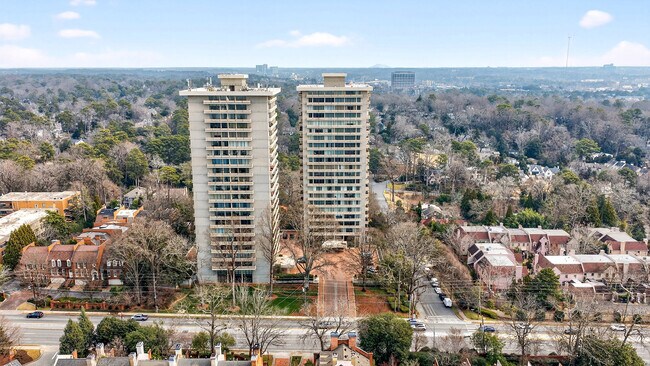 Building Photo - 2575 Peachtree Rd NE