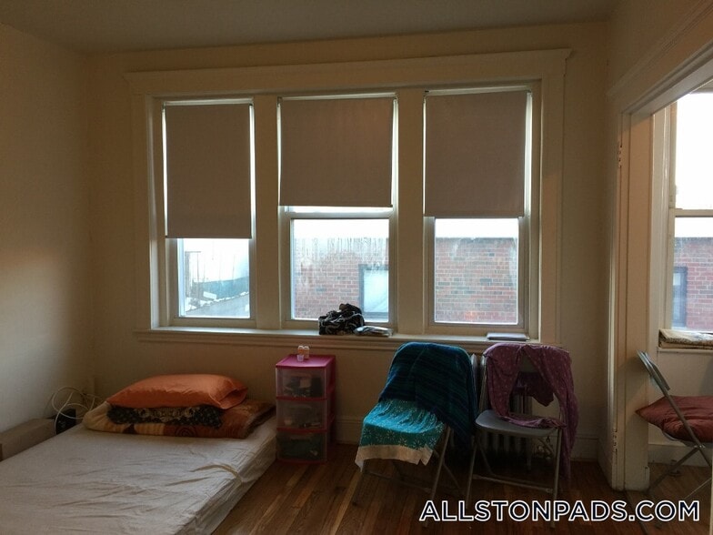 Building Photo - 25 Walbridge St