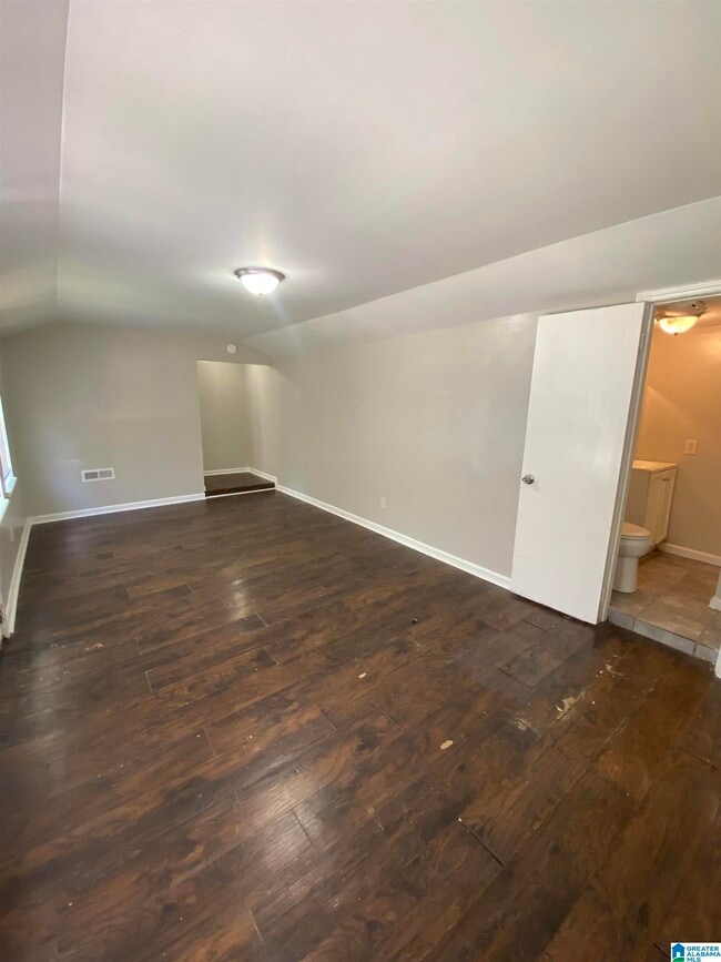 Building Photo - 139 Elrie Blvd