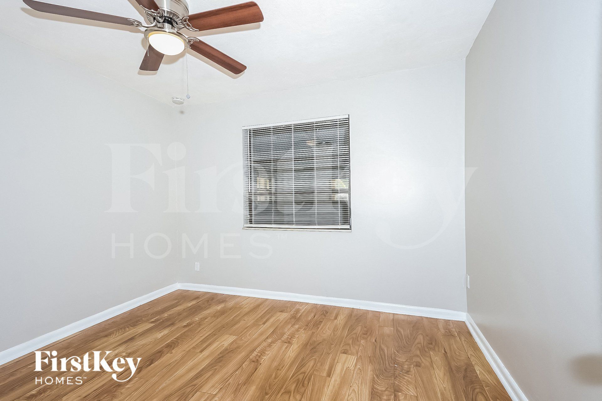 Building Photo - 1032 SE Floresta Dr