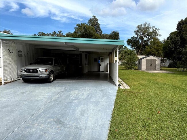 Building Photo - 3221 SE 39th Ave