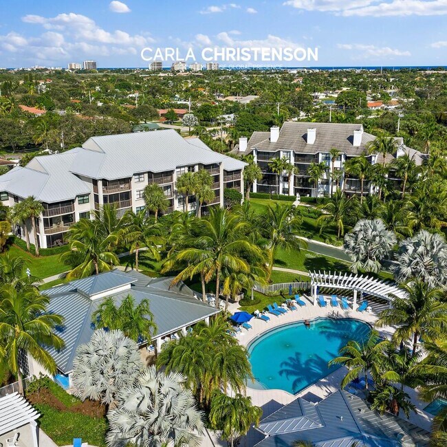 Building Photo - 243 Bay Colony Dr N