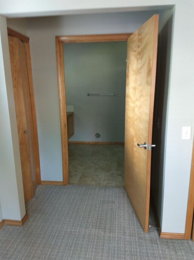 Building Photo - 4641 Celia Way - 101