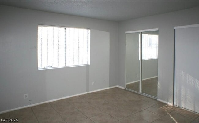Building Photo - 2762 Sidewinder Ln