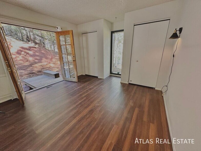 Building Photo - 1309 Browning Ave