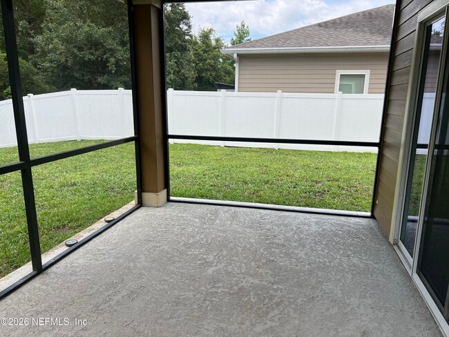Building Photo - 16057 Bainebridge Dr