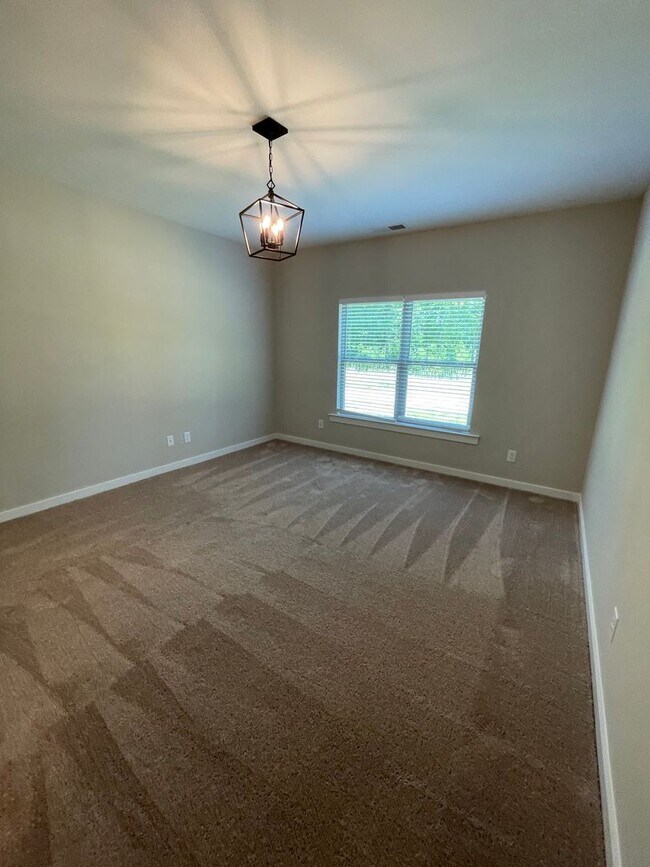Building Photo - Home for Rent in Jasper, AL!!! Available to View with 48 Hour Notice!!! ***SIGN A 13 MONTH LEASE ...