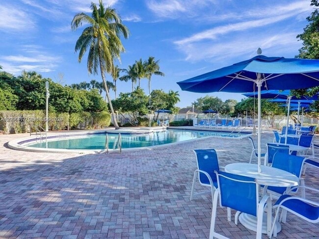 Building Photo - 781 NW 170th Terrace