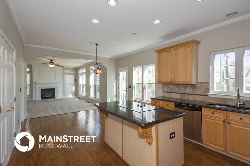 Building Photo - 9607 Mitchell Glen Dr