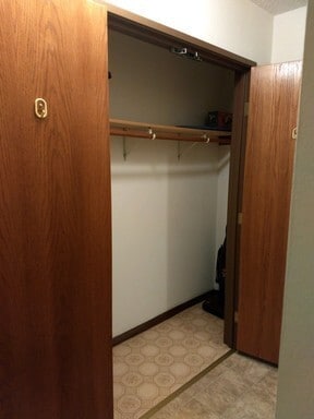 Interior Photo - Island Place Apartments - On the River