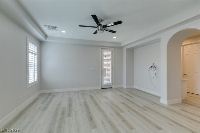 Building Photo - 11370 Merado Peak Dr