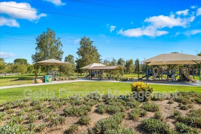 Building Photo - 22933 Banyan Pl