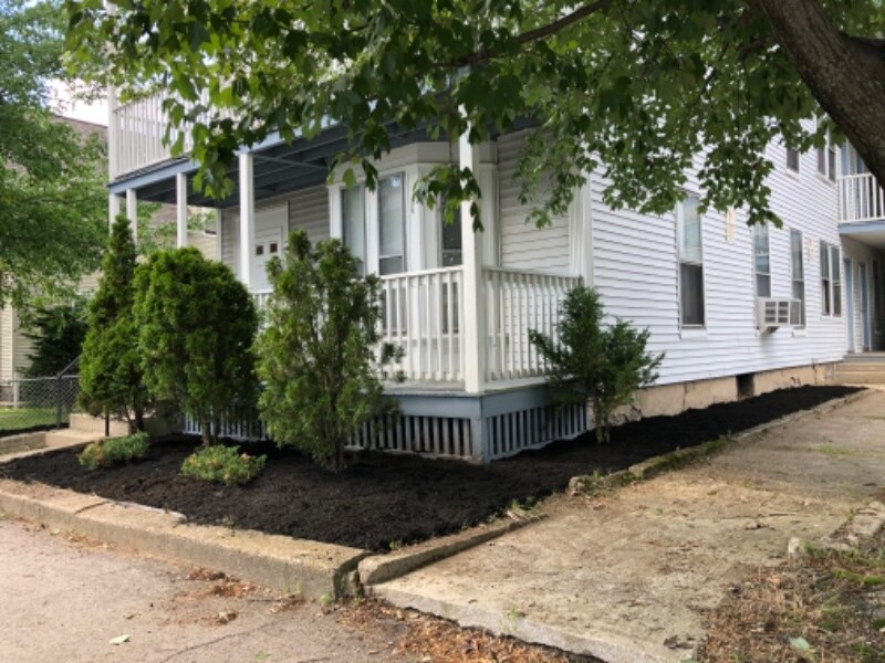 Building Photo - 322 Central St