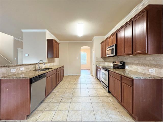 Building Photo - 9100 Spurs Trail