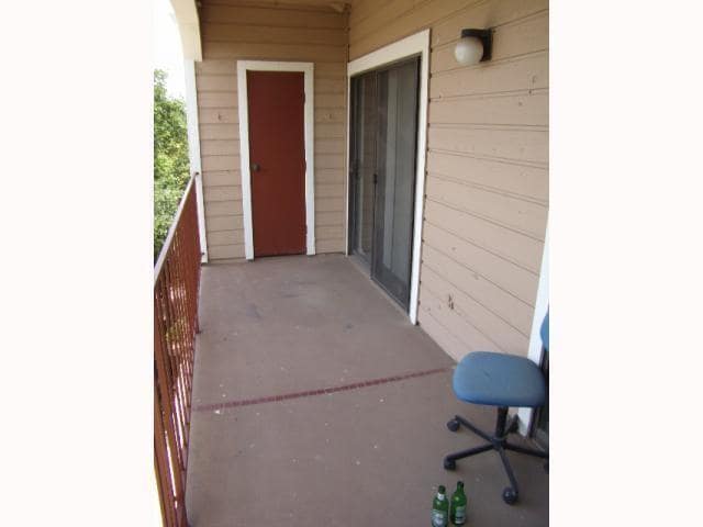 Building Photo - 2901 San Jacinto Blvd