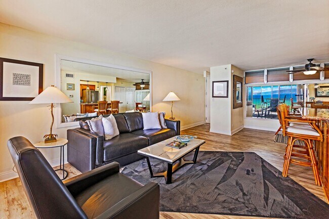 Building Photo - 4365 Lower Honoapiilani Rd