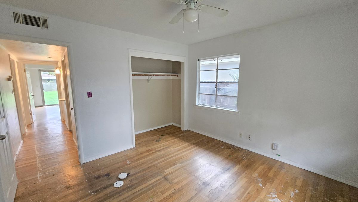 Building Photo - 1235 W Dayton Ave