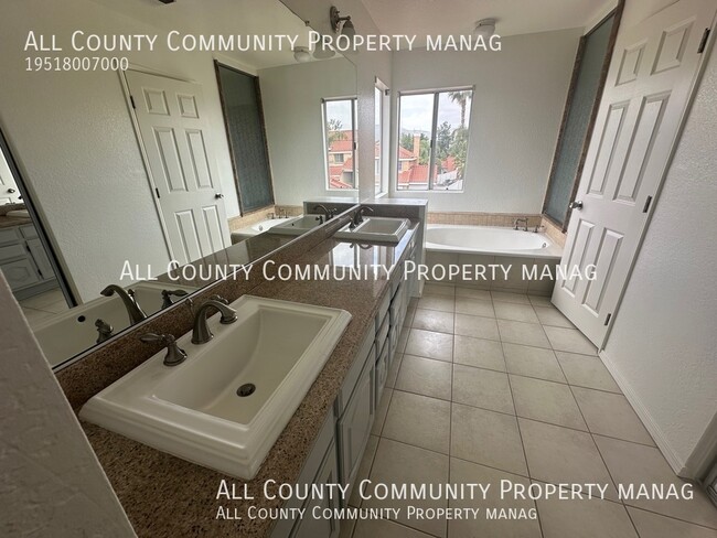 Building Photo - 24459 Brown Dove Cir