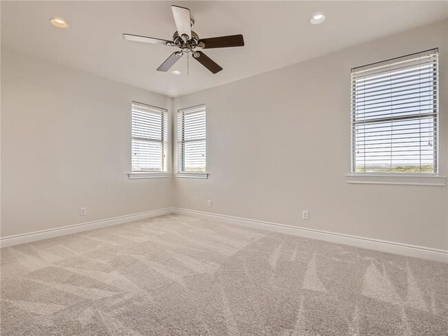 Building Photo - 267 Commons Ford Rd